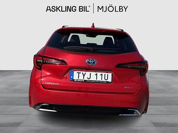 Toyota Corolla 4 of 18