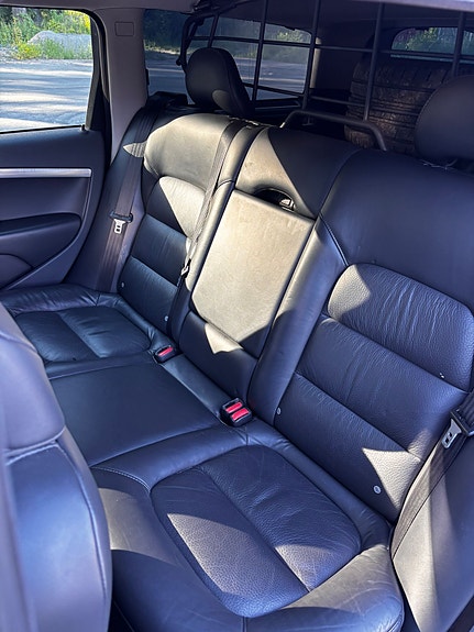 Volvo V70 9 of 12