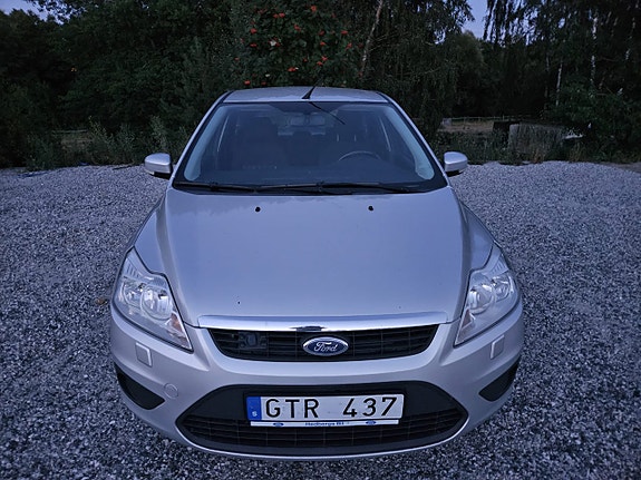 Ford Focus 5 of 11