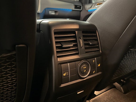 Mercedes-Benz ML350 12 of 23