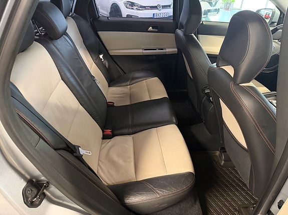 Volvo V50 6 of 13