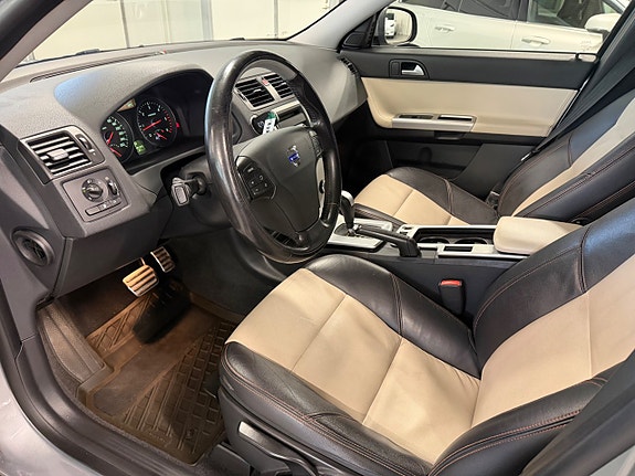 Volvo V50 9 of 13