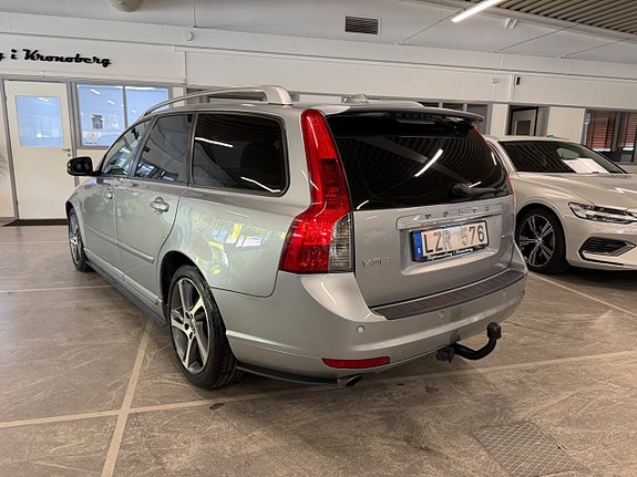 Volvo V50 4 of 13