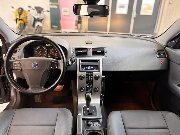 Volvo V50 14 of 19