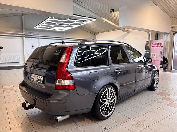 Volvo V50 7 of 19