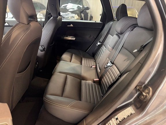 Volvo V50 13 of 19