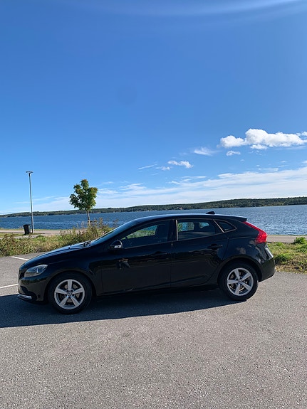 Volvo V40 5 of 10