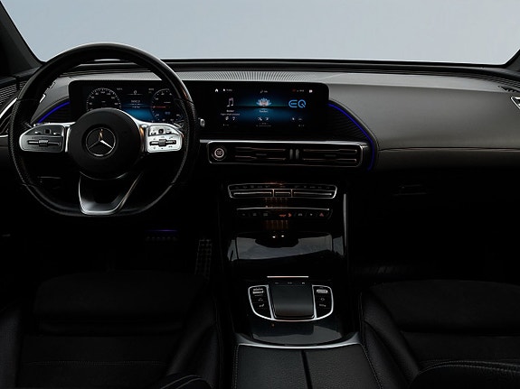 Mercedes-Benz EQC400 8 of 26
