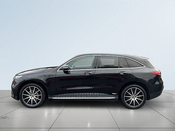Mercedes-Benz EQC400 4 of 26