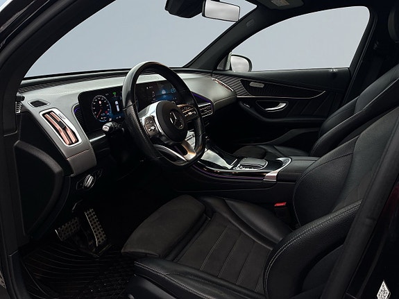 Mercedes-Benz EQC400 7 of 26
