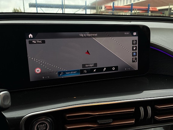 Mercedes-Benz EQC400 21 of 26