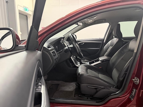Volvo V70 9 of 24