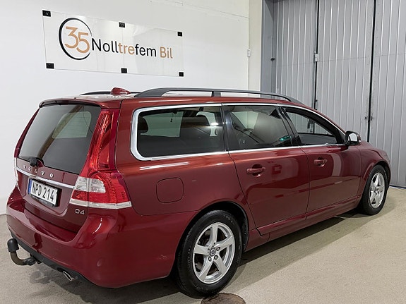 Volvo V70 5 of 24