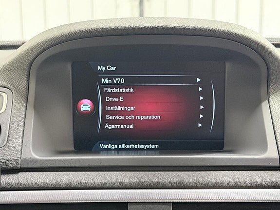 Volvo V70 17 of 24