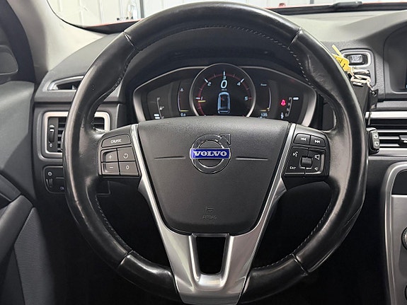 Volvo V70 13 of 24