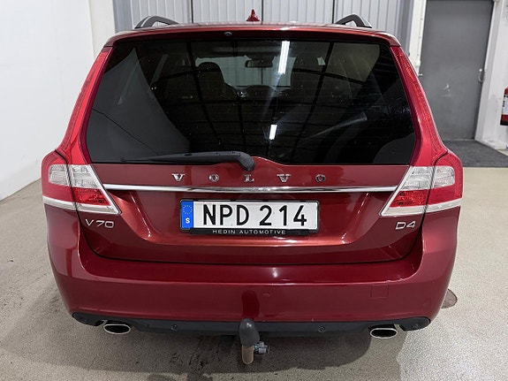 Volvo V70 4 of 24