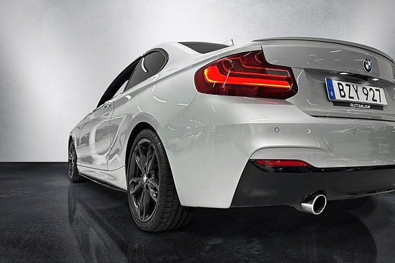 BMW M235i 19 of 25
