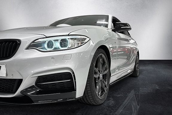 BMW M235i 2 of 25