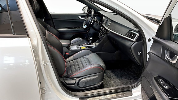 Kia Optima 3 of 25