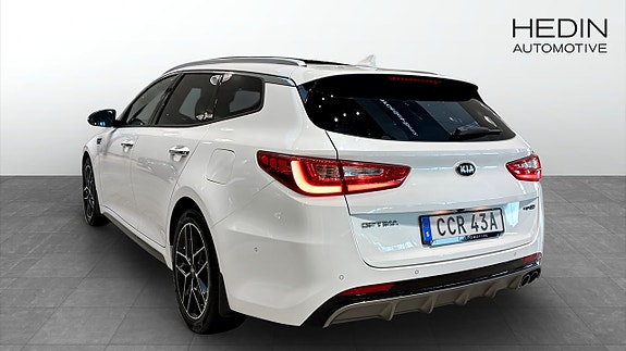Kia Optima 8 of 25