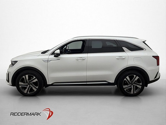 Kia Sorento 4 of 30
