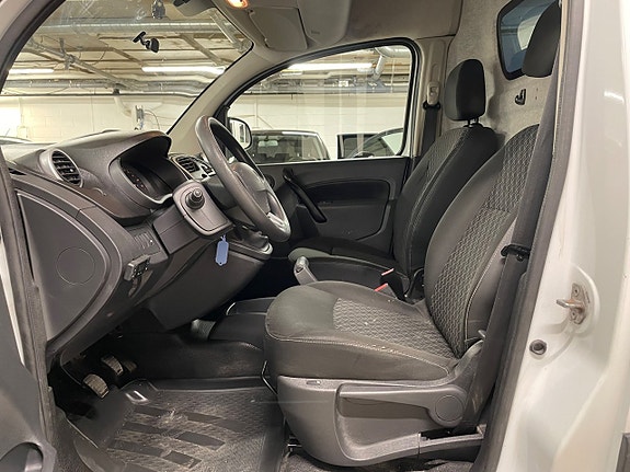 Renault Kangoo Express 11 of 18