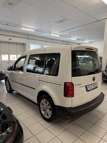 Volkswagen Caddy 5 of 11