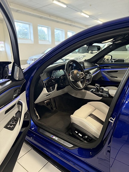 BMW M5 6 of 24