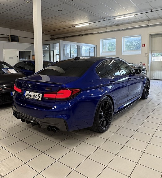 BMW M5 4 of 24
