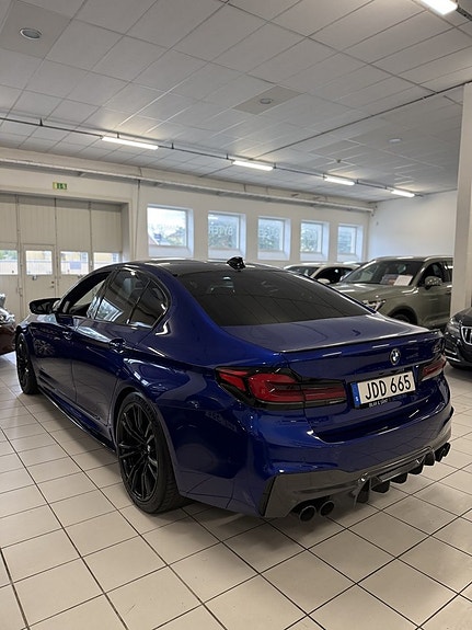 BMW M5 3 of 24