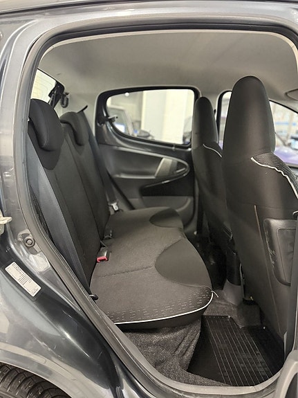 Peugeot 107 9 of 9