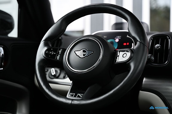 MINI Countryman Cooper SE 17 of 23