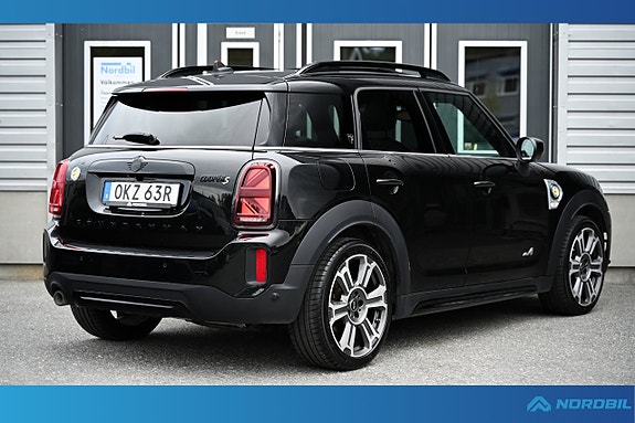 MINI Countryman Cooper SE 2 of 23