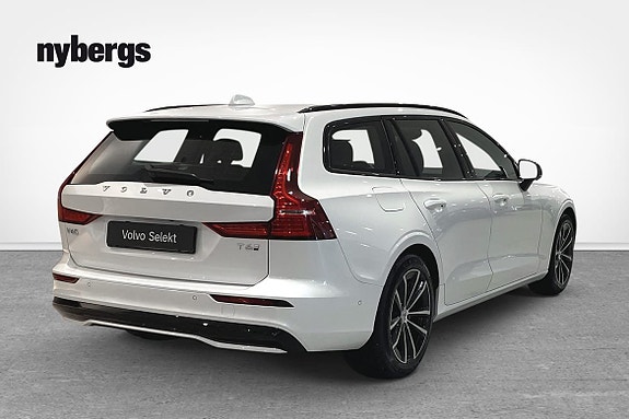 Volvo V60 4 of 12