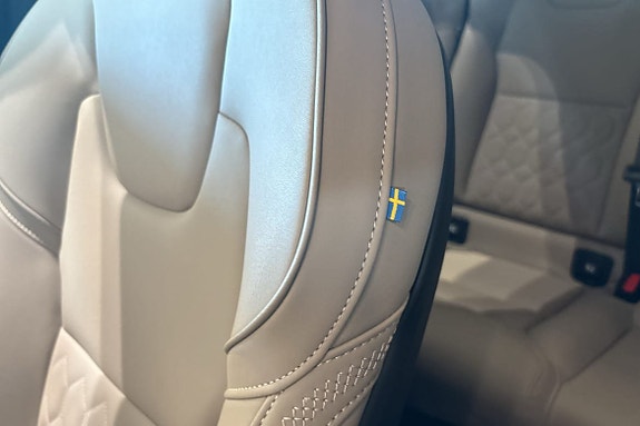Volvo XC60 20 of 30