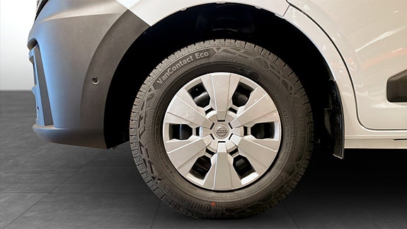Nissan Interstar 8 of 12