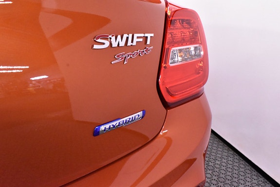 Suzuki Swift 17 of 19