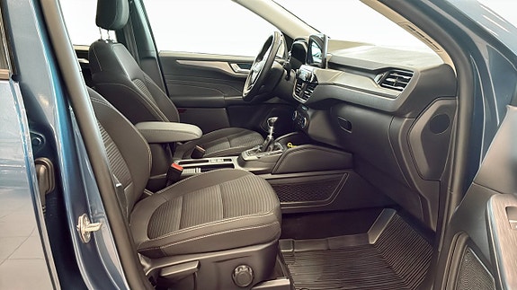 Ford Kuga 3 of 14