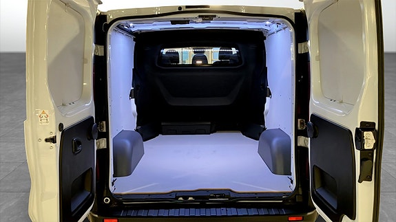Nissan Primastar 6 of 12