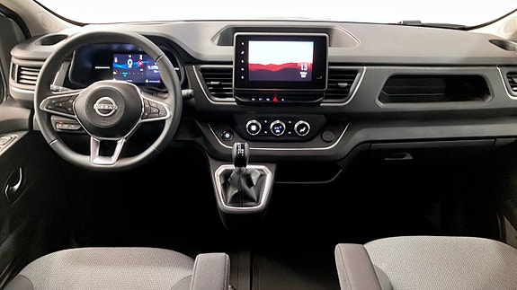 Nissan Primastar 12 of 12