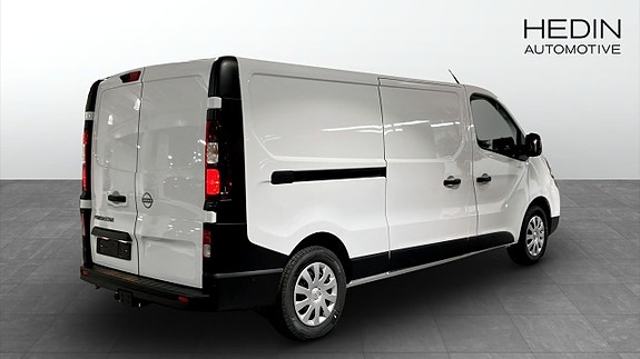 Nissan Primastar 2 of 12