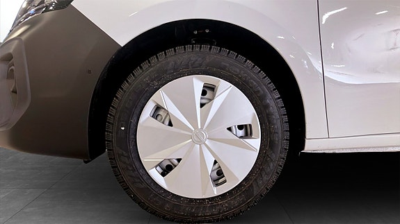 Nissan Townstar 8 of 12