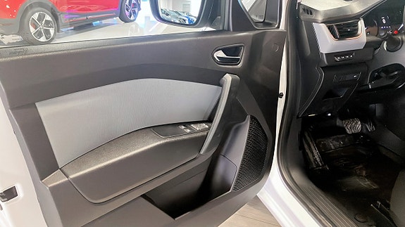 Nissan Townstar 10 of 14