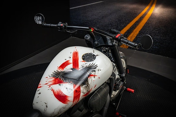Suzuki Intruder M1800R *300 mm bakdäck* 16 of 20