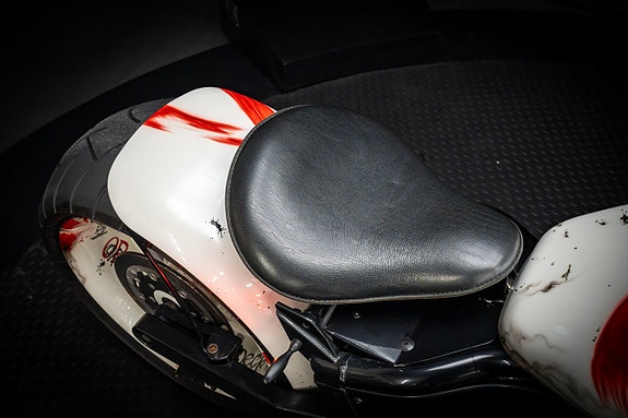 Suzuki Intruder M1800R *300 mm bakdäck* 18 of 20
