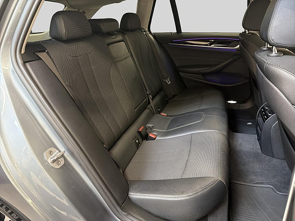 BMW 520d 15 of 30
