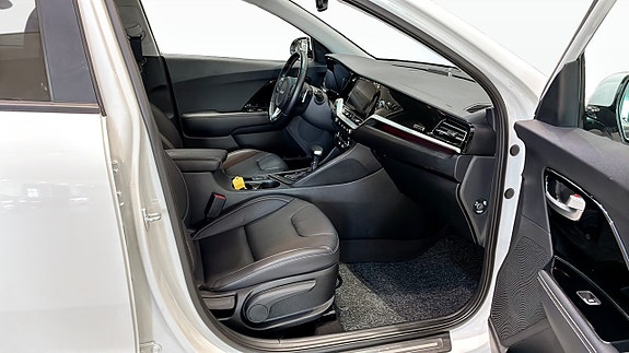 Kia Niro 3 of 25
