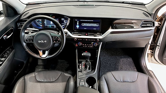 Kia Niro 4 of 25