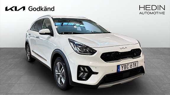 Kia Niro 2 of 25