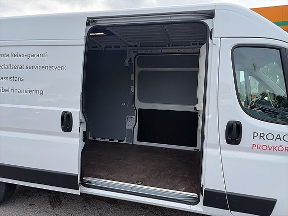 Toyota ProAce Max 9 of 11